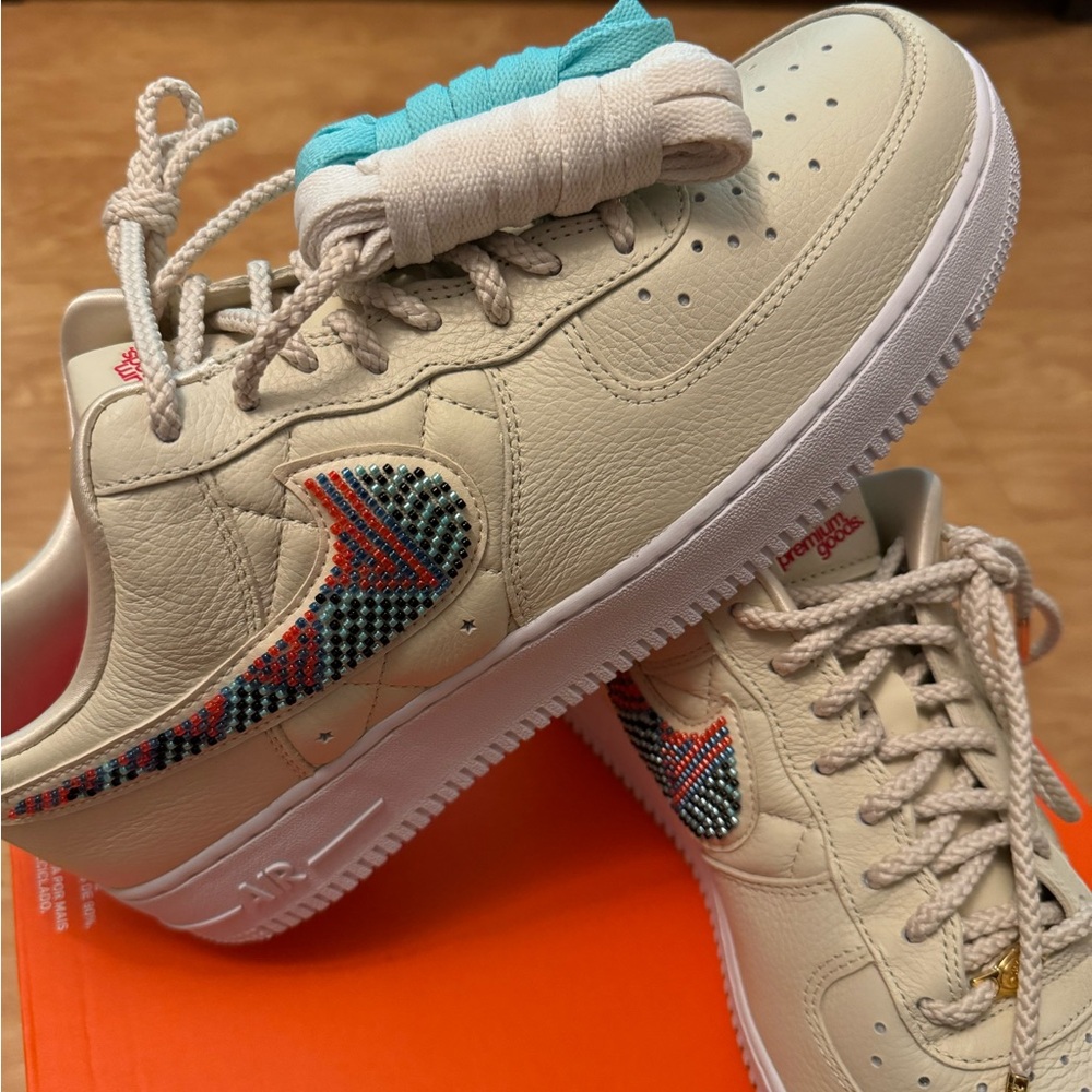 Cream colored
Premium Goods x Air Force 1 SP 'The Bella' Size 13 Women.